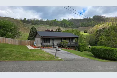 125 Benfield Drive, Jefferson, NC 28640 - Photo 1