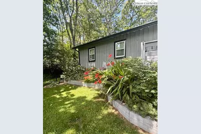 85 Crestwood Circle, Newland, NC 28657 - Photo 21