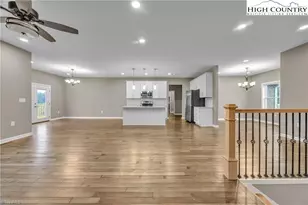 130 Oak Pointe Ln, Wilkesboro, NC 28697 - Photo 17