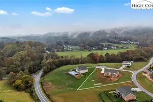 130 Oak Pointe Ln, Wilkesboro, NC 28697 - Photo 41