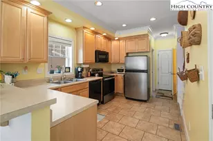 135 Stratford Ln, Boone, NC 28607 - Photo 9