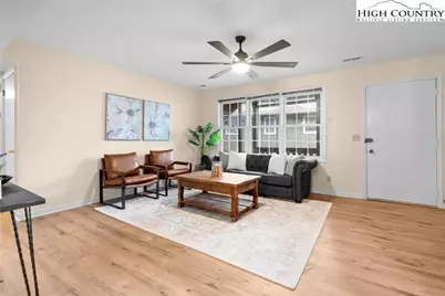 214 Village Green #B-2, Blowing Rock, NC 28605 - Photo 5