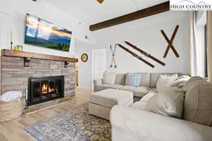 303 Sugar Top Dr, Sugar Mountain, NC 28604 - Photo 5