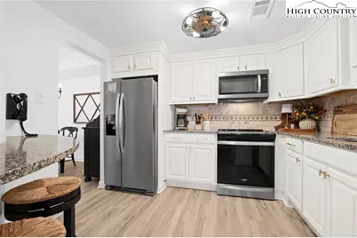 303 Sugar Top Drive #2705, Sugar Mountain, NC 28604 - Photo 11