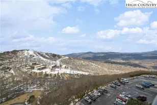 303 Sugar Top Dr, Sugar Mountain, NC 28604 - Photo 23