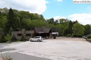 444 S Beech Mountain Pkwy, Banner Elk, NC 28604 - Photo 47