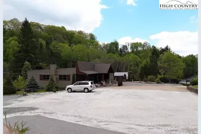 444 S Beech Mountain Parkway, Banner Elk, NC 28604 - Photo 45