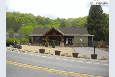 444 S Beech Mountain Parkway, Banner Elk, NC 28604 - Photo 45