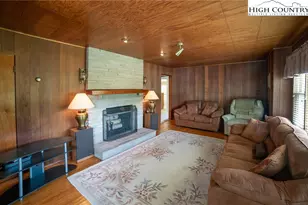 189 Old Nc 181, Newland, NC 28657 - Photo 9