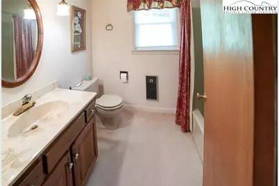 189 Old Nc 181, Newland, NC 28657 - Photo 19