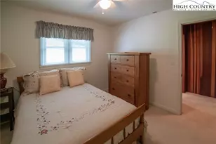 189 Old Nc 181, Newland, NC 28657 - Photo 21