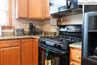 306-2 Creatwood Trail #16, Vilas, NC 28692 - Photo 9