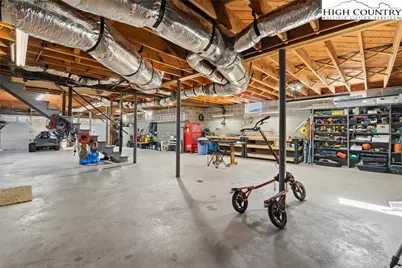 7143 Old US 421 South, Deep Gap, NC 28618 - Photo 25