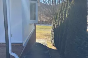 116 River Dr, Warrensville, NC 28693 - Photo 3