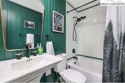 556/558 Thorncliff Drive, Seven Devils, NC 28604 - Photo 13