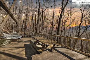 556/558 Thorncliff Dr, Seven Devils, NC 28604 - Photo 9