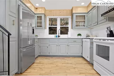 556/558 Thorncliff Drive, Banner Elk, NC 28604 - Photo 41