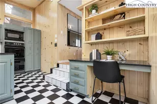 556/558 Thorncliff Dr, Seven Devils, NC 28604 - Photo 31