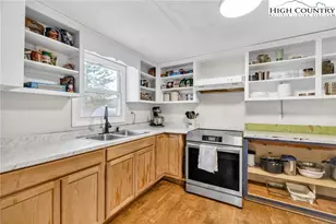 1653 Black Bear Inn Rd, West Jefferson, NC 28694 - Photo 13