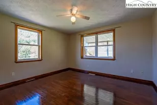 861 Slabtown Rd, Zionville, NC 28698 - Photo 21