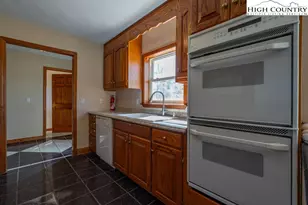 861 Slabtown Rd, Zionville, NC 28698 - Photo 11