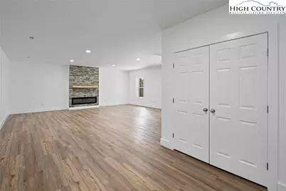 114 Woodpecker Road, Purlear, NC 28665 - Photo 25