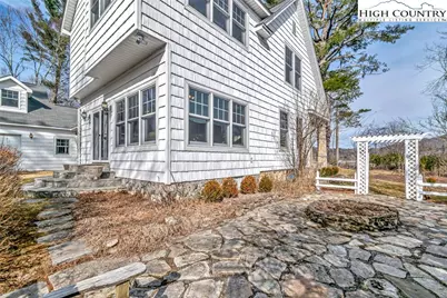 140 Library Lane, Banner Elk, NC 28604 - Photo 3