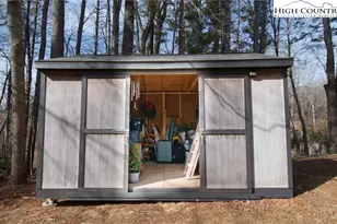 140 Library Ln, Banner Elk, NC 28604 - Photo 49