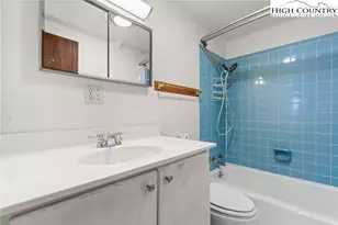 905 Charter Hills Rd, Beech Mountain, NC 28604 - Photo 13