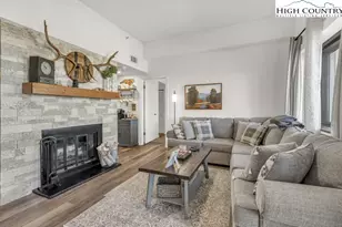 303 Sugar Top Dr, Sugar Mountain, NC 28604 - Photo 3