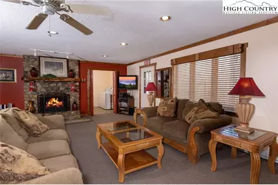 103 Mid Holiday Lane Lane #115 D, Banner Elk, NC 28604 - Photo 25