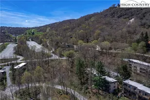 103 Mid Holiday Ln Ln, Banner Elk, NC 28604 - Photo 21