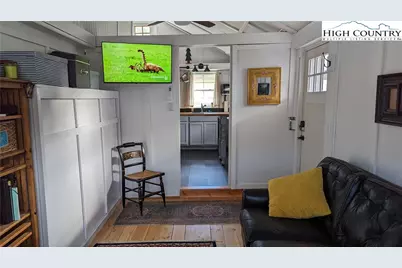 494 Cranberry Street, Newland, NC 28657 - Photo 3