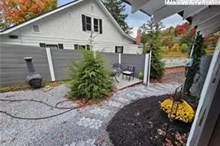 494 Cranberry St, Newland, NC 28657 - Photo 11