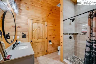 2533 Buck Mountain Rd, Purlear, NC 28665 - Photo 17