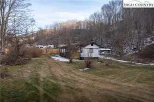 121 & 150 Johns Ln, Zionville, NC 28698 - Photo 19