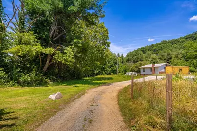 121 & 150 Johns Lane, Zionville, NC 28698 - Photo 31