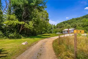 121 & 150 Johns Ln, Zionville, NC 28698 - Photo 31