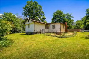121 & 150 Johns Ln, Zionville, NC 28698 - Photo 25