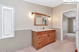 160 Disney Ln, Newland, NC 28657 - Photo 27