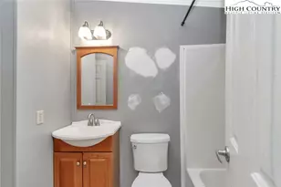 160 Disney Ln, Newland, NC 28657 - Photo 31