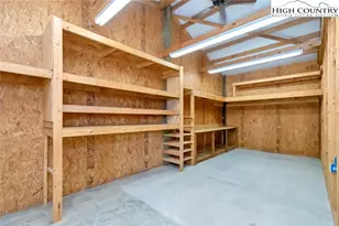 160 Disney Ln, Newland, NC 28657 - Photo 5