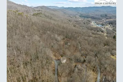 280 Isle Of Skye, Banner Elk, NC 28604 - Photo 49