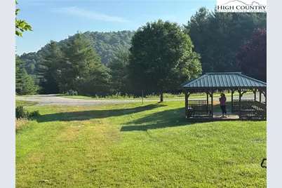 681 Rachel Way, Piney Creek, NC 28663 - Photo 3