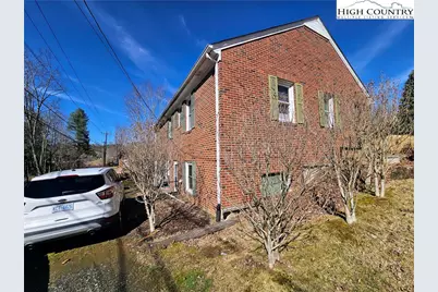 270 Wade E Vannoy Dr, Todd, NC 28684 - Photo 25