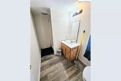 270 Wade E Vannoy Dr, Todd, NC 28684 - Photo 19