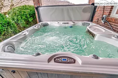 601 Mountain Glen Drive, Newland, NC 28657 - Photo 47