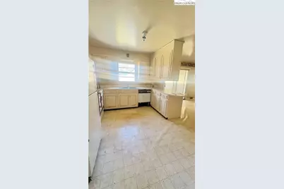 225 Davis Road, Crumpler, NC 28617 - Photo 7