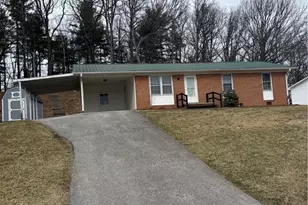 88 Grandridge Rd, Sparta, NC 28675 - Photo 1