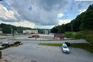 134 Mac St, Boone, NC 28607 - Photo 3